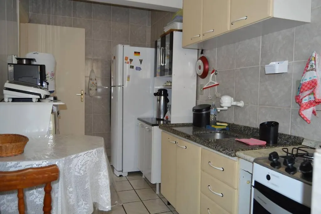 Central Apartment 500 M From The Beach Balneário Camboriú